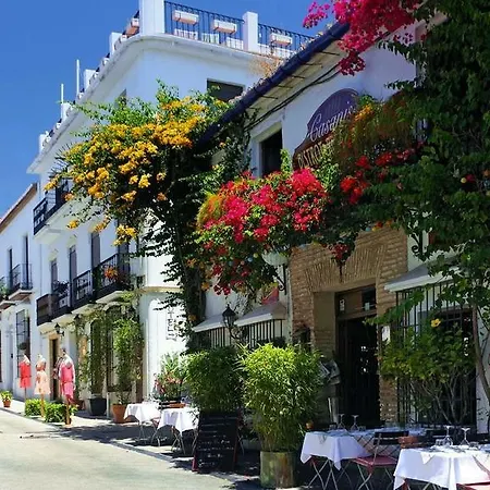 The Carpenter's Boutique *